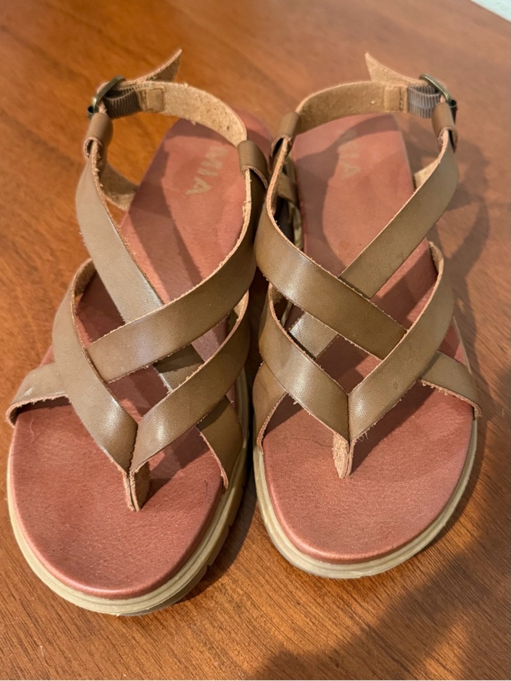 MIA Brown Strappy Toe-Ring Sandals